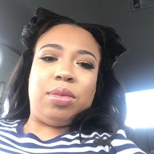 Meet your Posher, La'toya